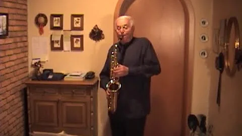 Richard Hofmann plays Csrds by Monti