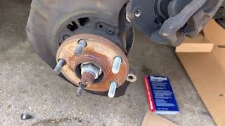 Replacing wheel studs on a 2005 Toyota Sienna