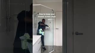 Quick cleaning tip bathroom hack #professionalcleaners #cleaninghacks #cleaningtips #cleaningvideos