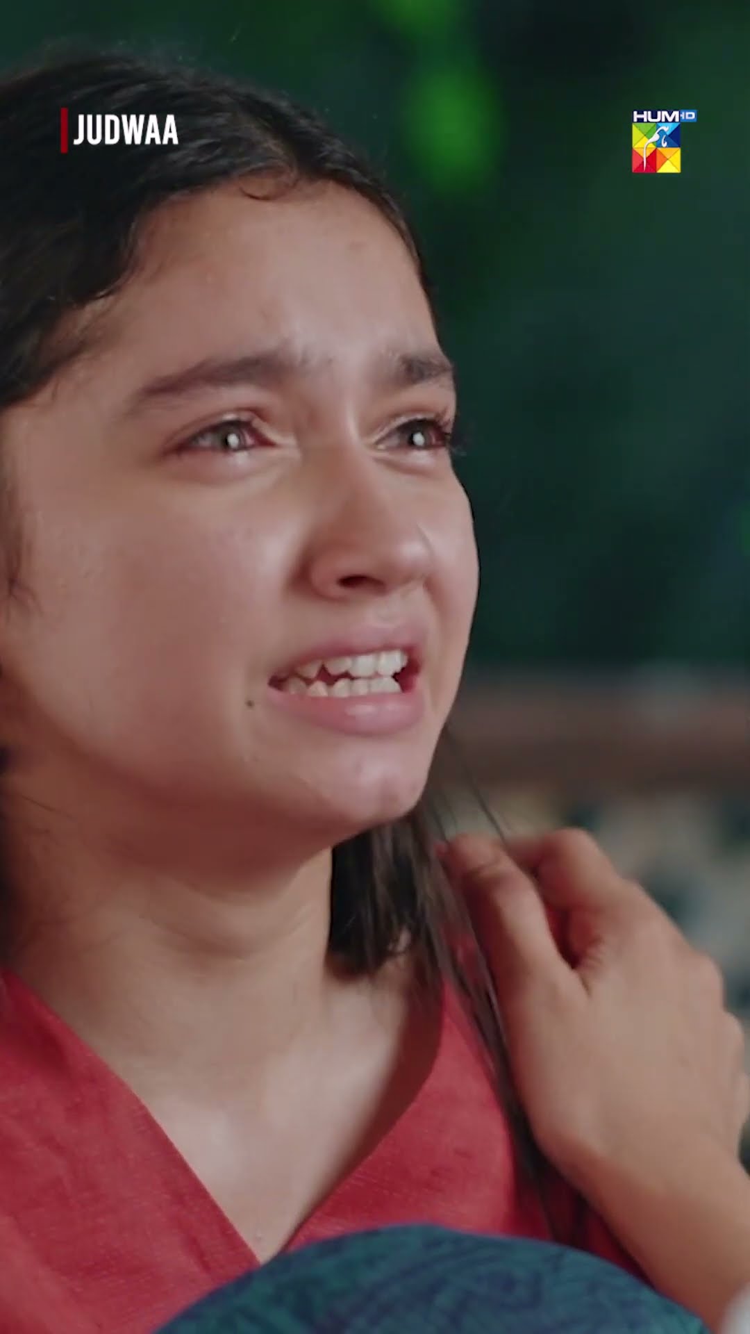 Apne Apko Sambhalo Sara..! #ainaasif #adnanrazamir #judwaa #shortsfeed #shorts