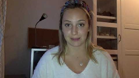 IE University "Express Yourself" option 2, in video for application entry.