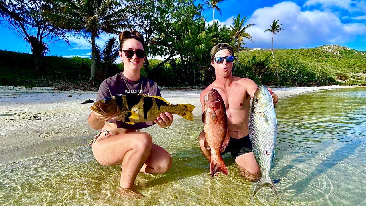 Islander Eating Fish Spearfishing for Food on Tropical Islands (Catch and Cook) - YouTube