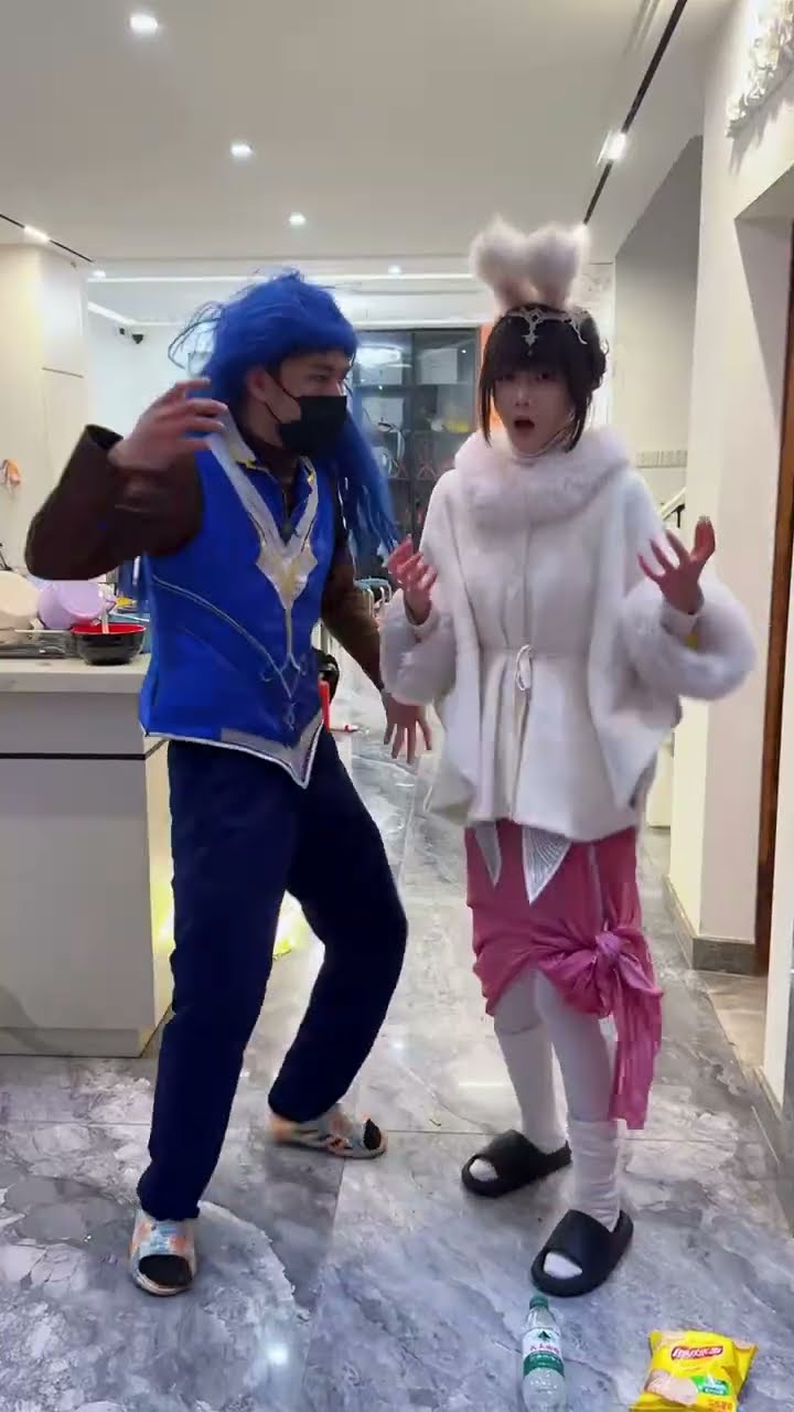 【斗罗大陆】唐舞桐和唐三怎么都和狗共舞了呀？ #斗罗大陆#唐三#小舞#唐舞桐