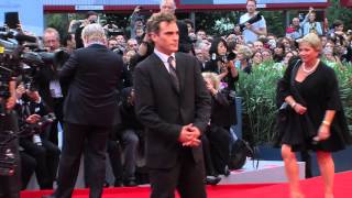 Cover Media Video: Joaquin Phoenix love life revealed!