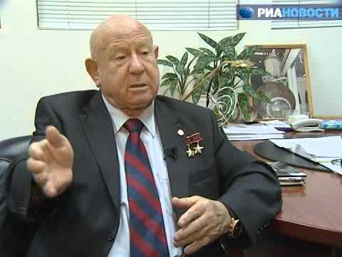 ЛЕОНОВ: АМЕРИКАНЦЫ БЫЛИ НА ЛУНЕ
