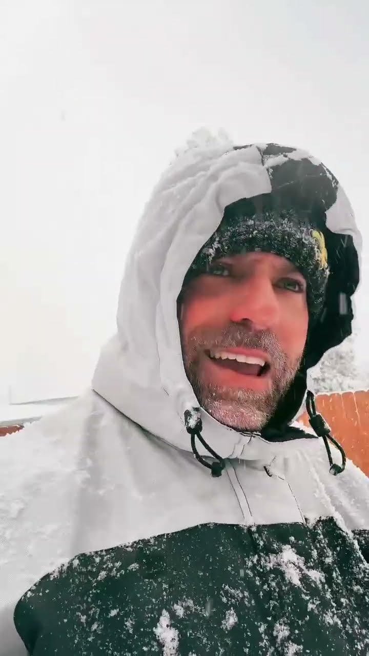 South Louisiana Snow Update || ViralHog