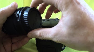 How to install the memory card, battery, lens and strap on your new Canon T5i