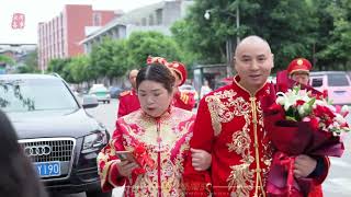 Love is so simple, as long as you love each other sincerely, regardless of age (Chinese wedding)
