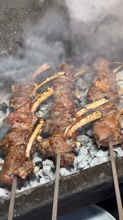 🥩ЖАРИМ НА РЕШЕТКЕ BBQ НЕЖНЕЙШЕЕ КАРЭ ЯГНЕНКА! Вкуснятина🤤! Смотреть ...