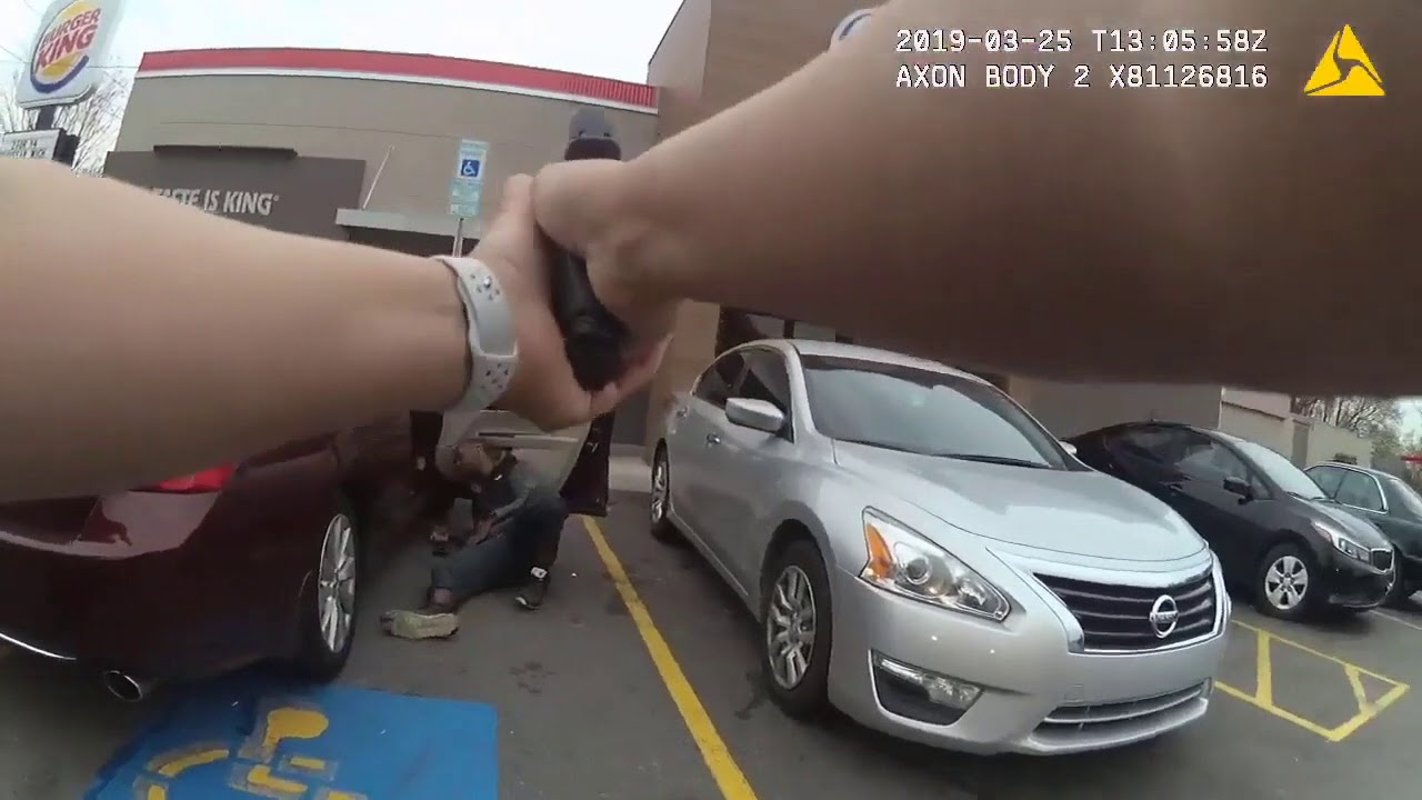 GRAPHIC: Watch in slow motion as North Carolina cops kill man a complying with their orders. - YouTube