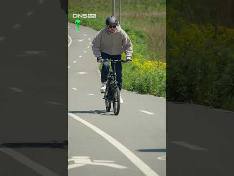 Компактный электровелосипед для