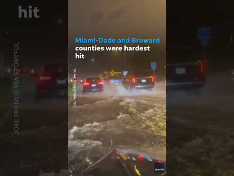 Heavy rains and high winds in South Florida knock out power, flood streets #Shorts