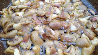 Маслята, жареные в сливочном масле