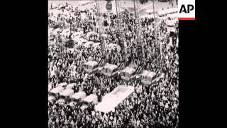 CAN 123 POPE PAUL VI BLESSES VEHICLES OF ROME