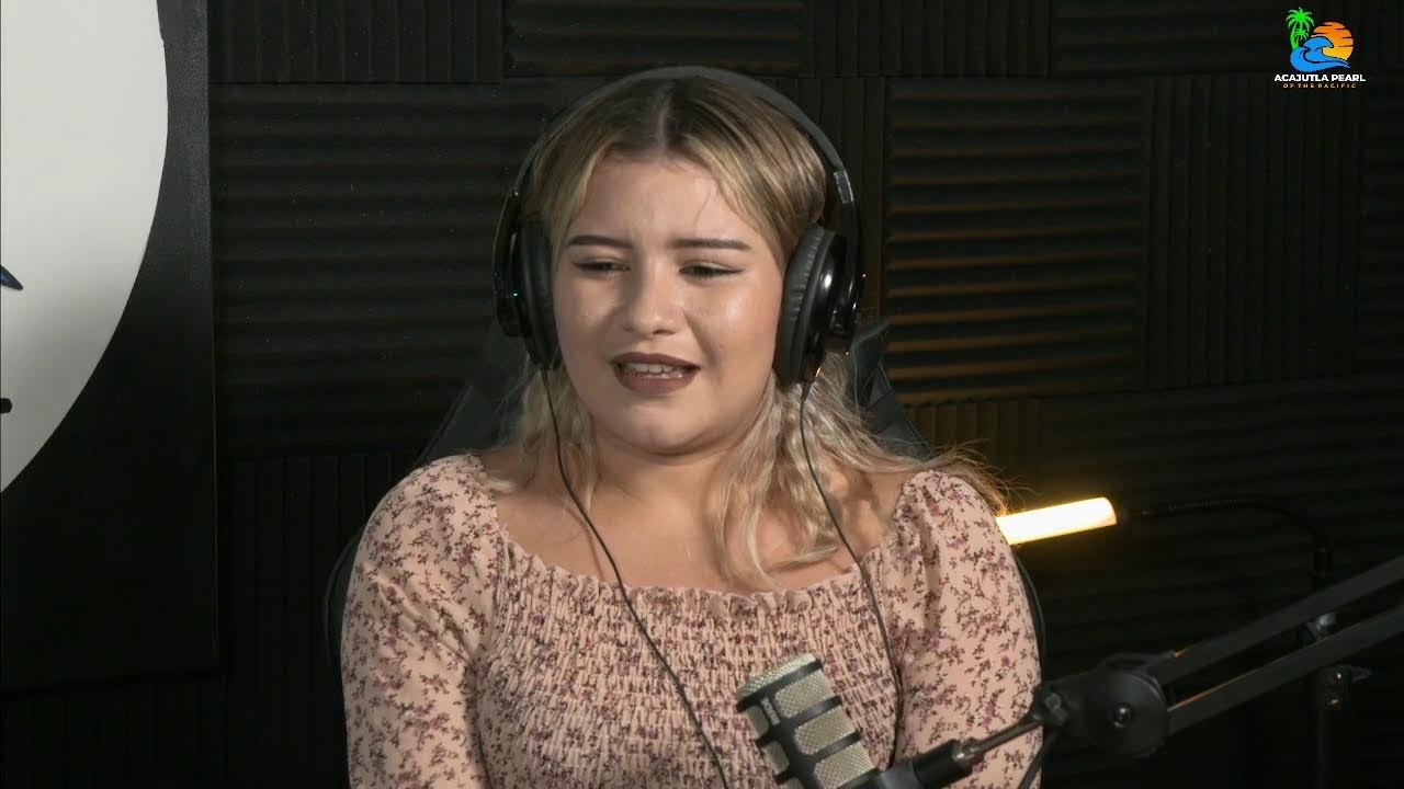 ¡CHARLANDO CON LA CACHIPORRISTA VANESSA AGUIRRE! 😍