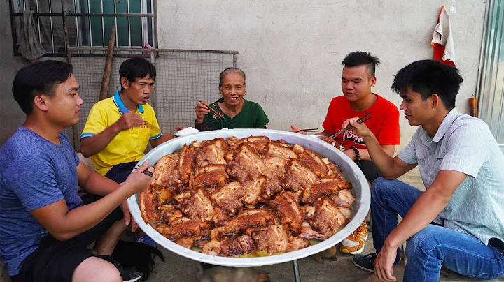 工地儿孙回家，阿婆买20斤猪肉焖扣肉，全家人一口一大块 | 广西 玉林阿婆 美食 - 天天要闻