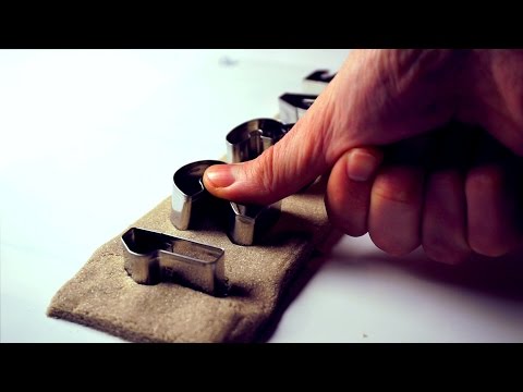 Asmr -  kinetic sand
