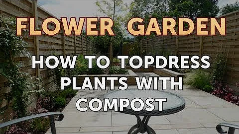 How to Topdress Plants With Compost