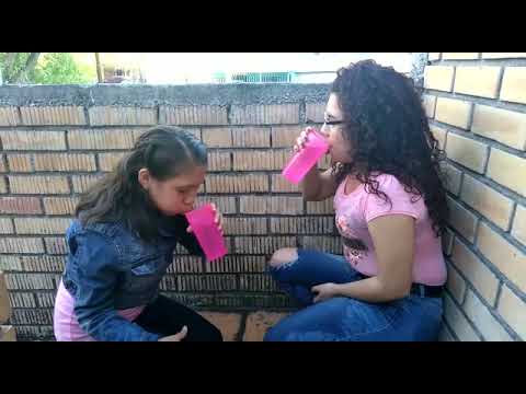 INTENTA NO REÍRTE CON AGUA! (MI PRIMA ME ESCUPIÓ EN LA CARA) camera iphone 8 plus apk