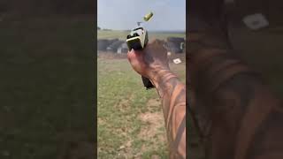 Gold glock 19 gen 3 #viral #guns #gold