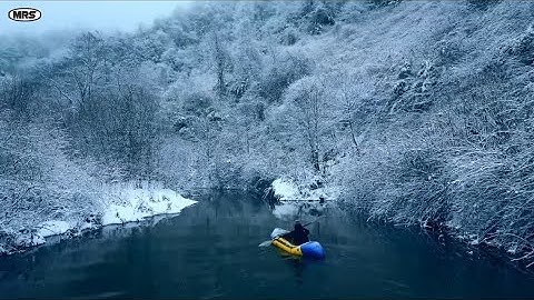 Packrafting Challenge in Winter | Go on a packraft meeting with ice and snow