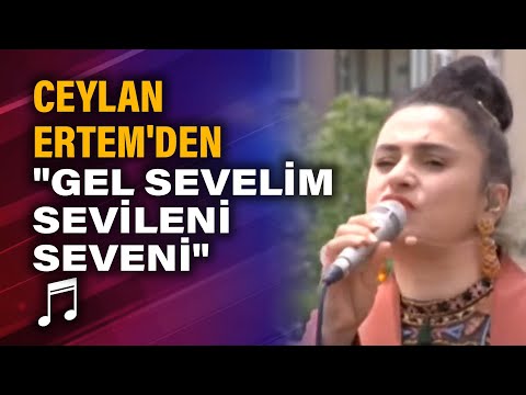 Ceylan Ertem'den canlı performans \