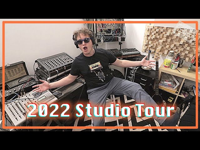 Analog-in-a-Digital-World Workflow | Studio Tour 2022 class=