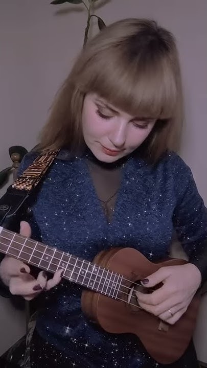 Романс Гомеса на укулеле - YouTube