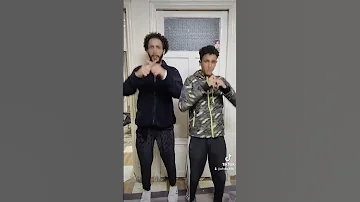 طلع عيني فى الفيديو 