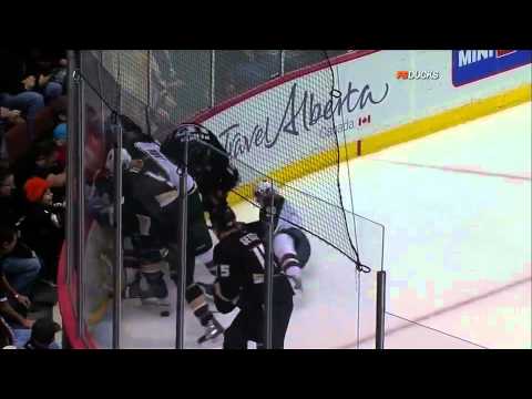 Bobby Ryan scores with Koivu's stick 12/12/10