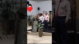 Festividade, louvando a Deus J.Emanuel e M.Gabrielly Louvor: Saudades de casa de Jefferson e Suellen
