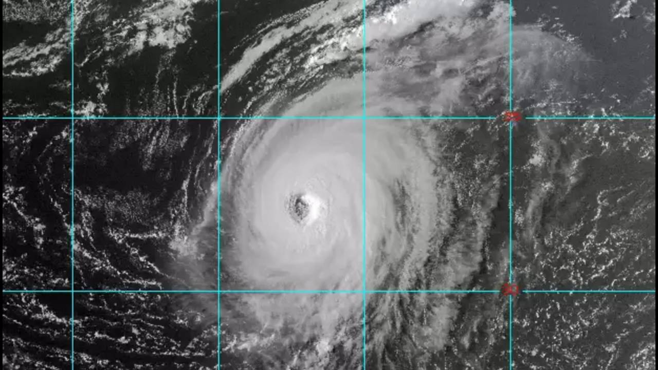 Hurricane Gaston Barrels Across the Atlantic
