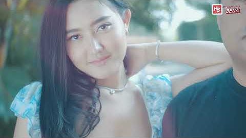 1 ATAU 2 - Novi Sasmita ft. Bajol Ndanu (Official Music Video)
