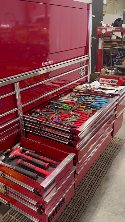 Will the ICON Tool box tip over? #icon #icontools #snapon #snapontools #toolboxchallenge