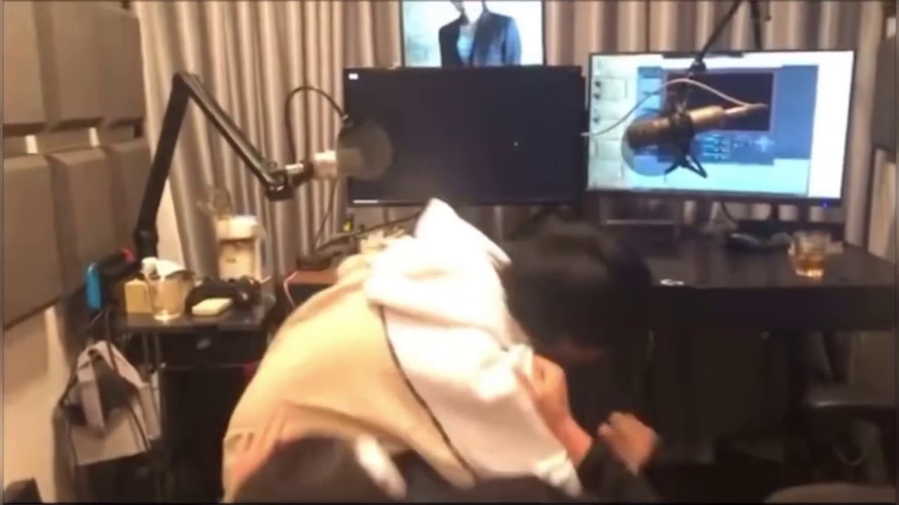 here’s Hanae natsuki and Daisuke namikawa screaming for 2 minutes straight