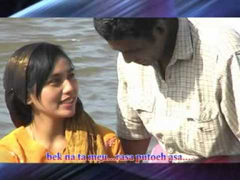 Bubong Rumoh Tireh - Azhar Shandy Ft Nurhadizah.mp4