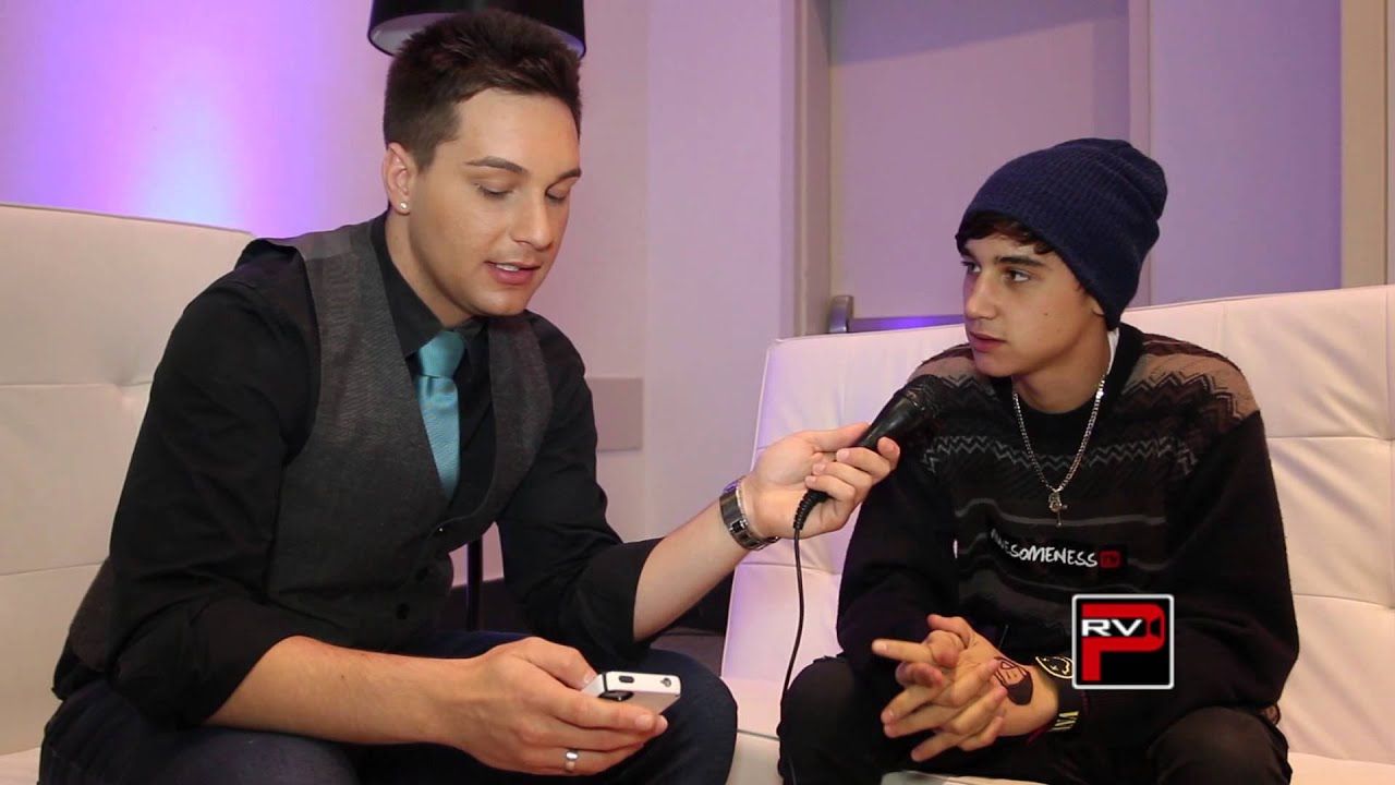 Jai Brooks of Janoskians Fan Questions Part 2 at VidCon