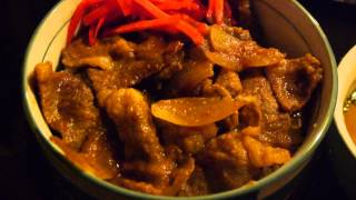 夕張メロンを使用したジンギスカン丼 / ユックさかい