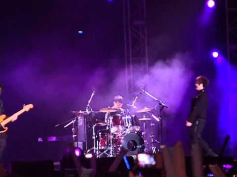Wow高雄！2013不思議港都跨年夜-五月天7