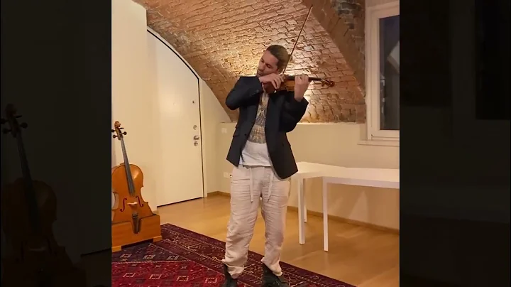 David Garrett visits the music store "Amorim fine ...