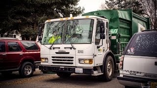 Freightliner Condor Mcneilus M/A Garbage Truck