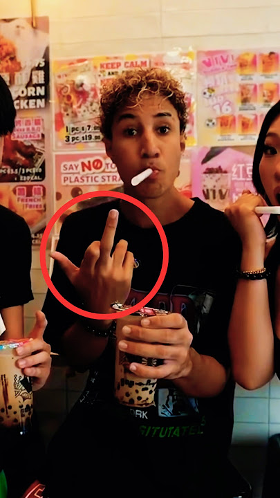 Ray Gets Mad At Tota For Ruining His Thumbnail! 😂😭