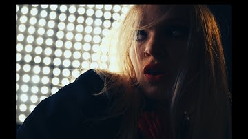 The Molotovs - More More More (Official Video)