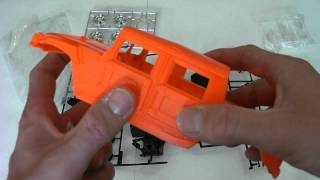 Sports Performance #38 - 1/25 Revell Hummer H1 SNAP-TITE Review