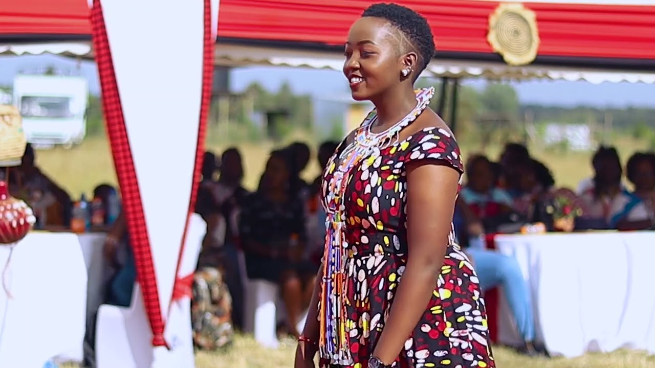 Naitemu's live performance of Airishakine Enkai at Kajiado