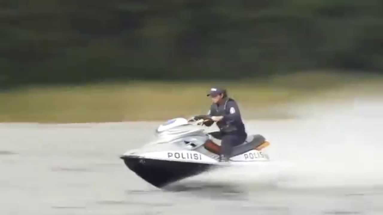 Epic battle Jet ski vs Snowmobile on water!! YouTube