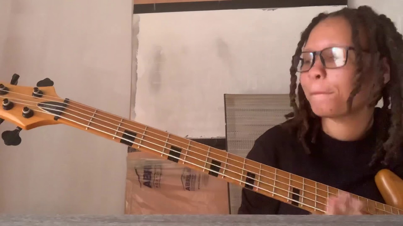 Simple Bass Groove - KOMPA