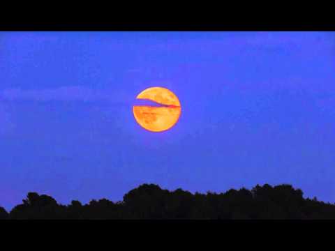 Vidéo: Quand était la pleine lune en septembre 2014 ?