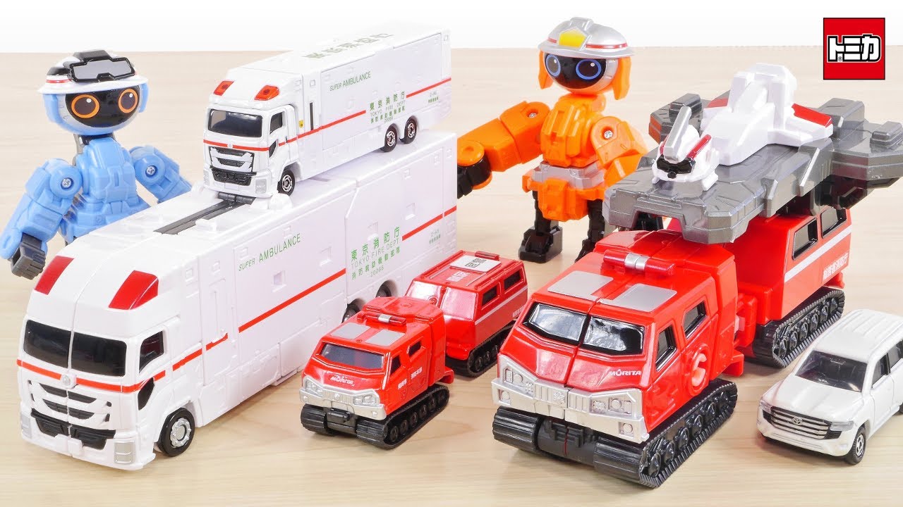 Super huge super ambulance! Hyper Rescue Braver DX Set