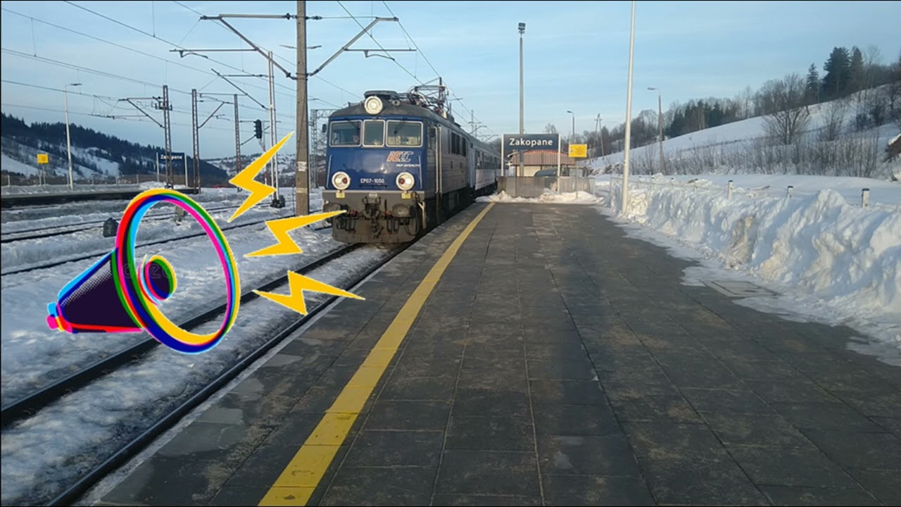 Zapowiedzi pociągów na tymczasowej stacji kolejowej w Zakopanym